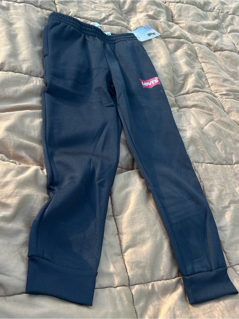 Levi's Kids Black Fleece Jogger Sweatpants with Red Logo Size Medium NWT